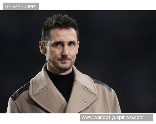 克洛泽谈拉齐奥现状称罗马表现出问题但依然迷人魅力不减 克洛泽谈拉齐奥现状称罗马表现出问题但依然迷人魅力不减